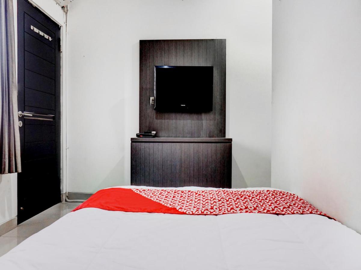 Oyo 90438 Mampang 34 Residence Jakarta Ngoại thất bức ảnh