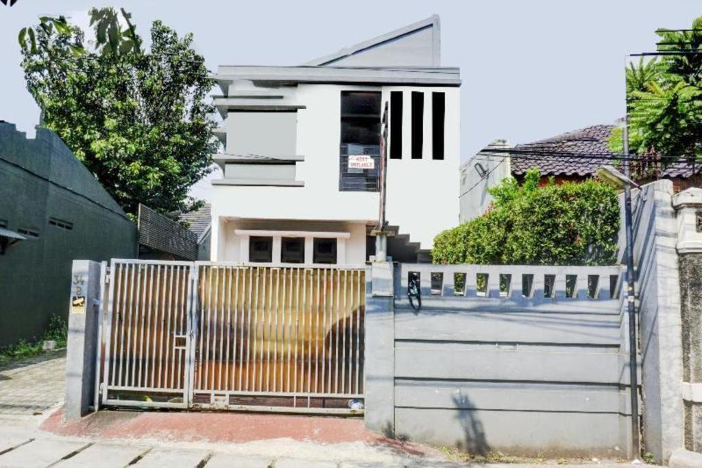 Oyo 90438 Mampang 34 Residence Jakarta Ngoại thất bức ảnh